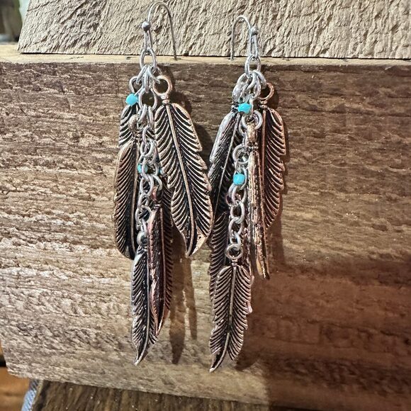Tricolor Feather Charm Boho Metal Earrings - Picture 4 of 8